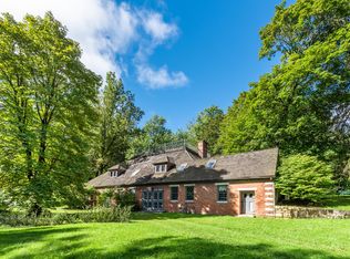 236 Kemble St, Lenox, MA 01240