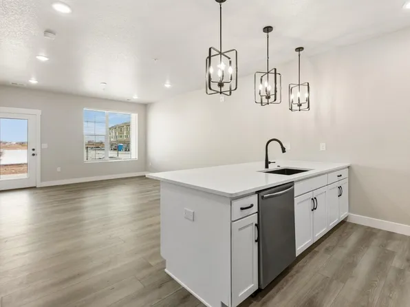 968 Birdwhistle Ln #5, Fort Collins, CO 80524
