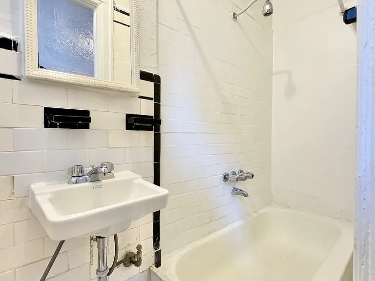 2680 30th St #1E — Photo 8