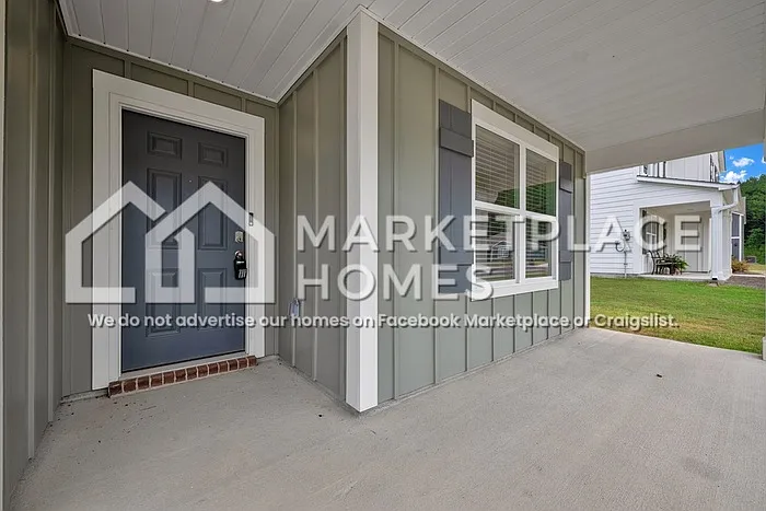 4 bed, 2.0 bath, 1774 sqft, $2,095 — Photo 3