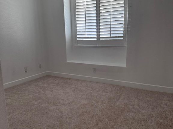 3rd image of 1817 Thomas Ct