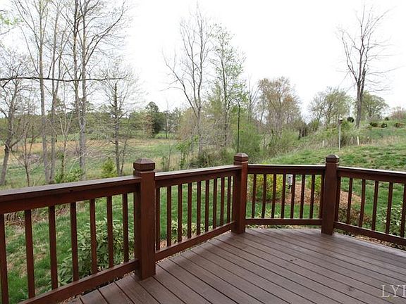 4th image of 1261 Fleming Way