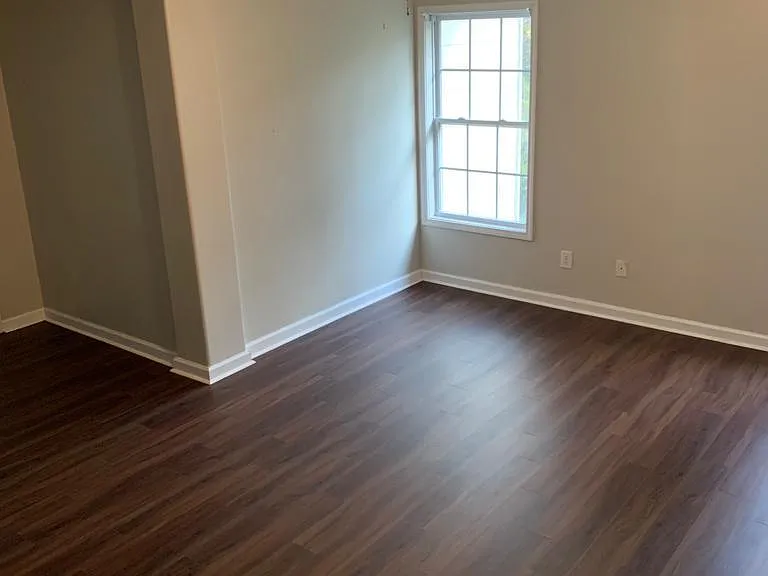 8012A Abington Dr — Photo 16