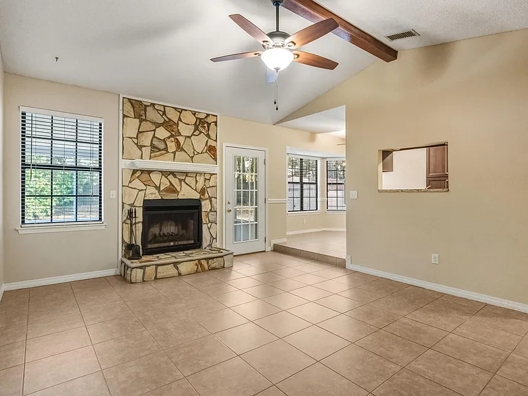 206 Esmond Ct — Photo 15
