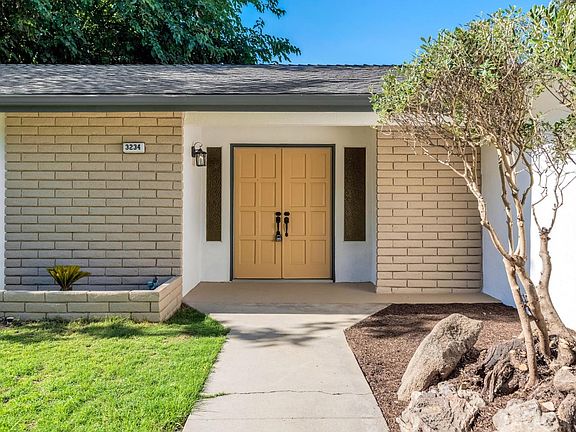 2nd image of 3234 E Palo Alto Ave