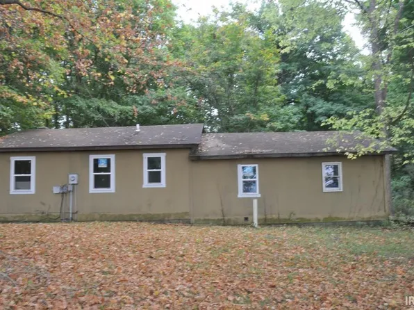 2209 W County Road 50 N, New Castle, IN 47362