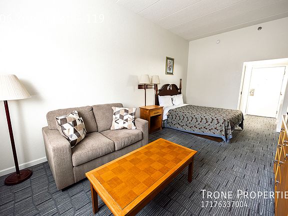 5th image of 112-606 York St #112