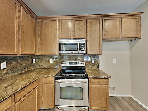 5th image of 11819 W Robin Dr