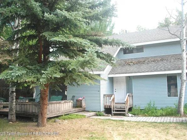 285 Crabtree Ln, Jackson, WY 83001