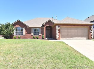 2532 W Mobile Pl, Broken Arrow, OK 74011
