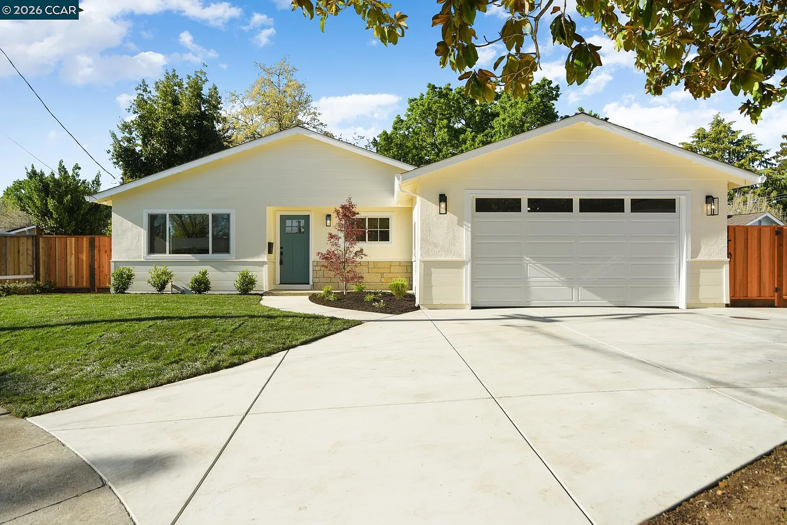 1543 Laverne Ct photo 1
