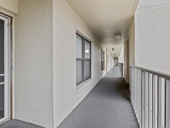 3rd image of 900 Cove Cay Dr #2D-1