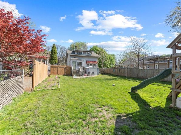 347 John B Ave, Windsor, ON N9C 3G1