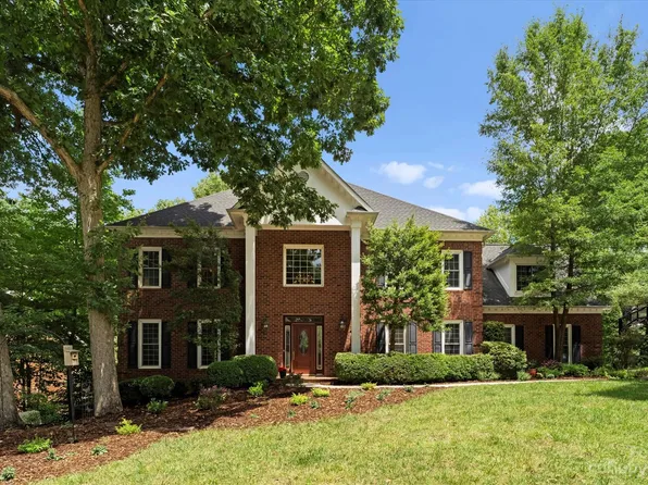 11327 Stonebriar Dr, Charlotte, NC 28277
