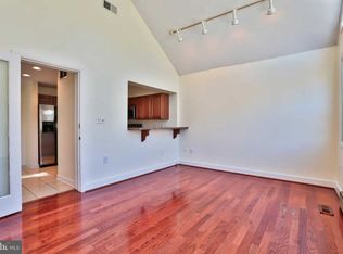 6045 Falls Rd, Baltimore, MD 21209