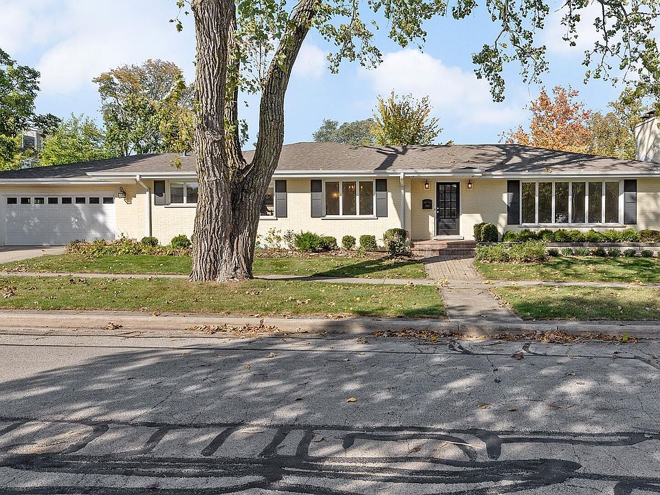 1st image of 1044 S Waiola Ave