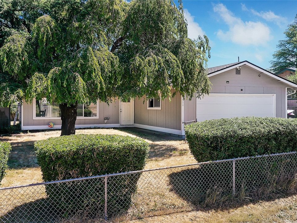 1st image of 17511 10th Avenue Ct E