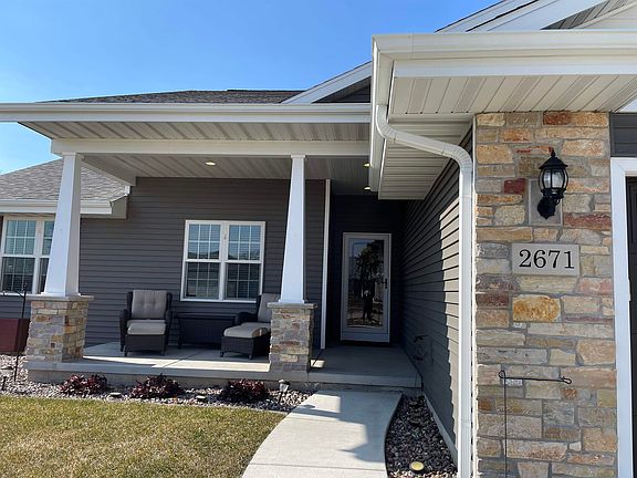 4th image of 2671 Kells Way