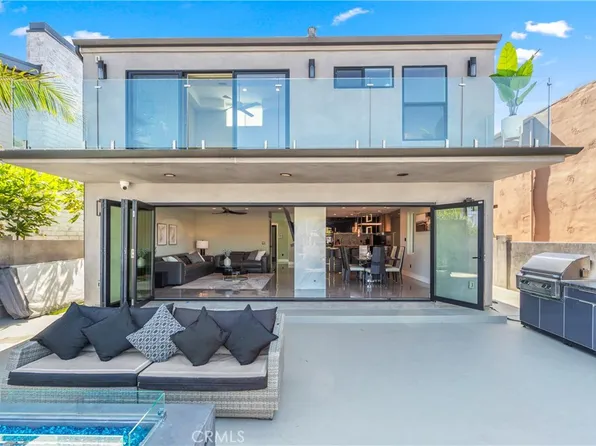 16662 Intrepid Ln, Huntington Beach, CA 92649