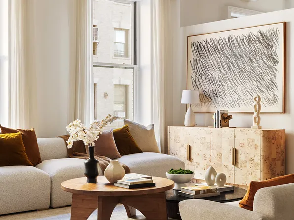 161 Hudson Street image 4 of 20