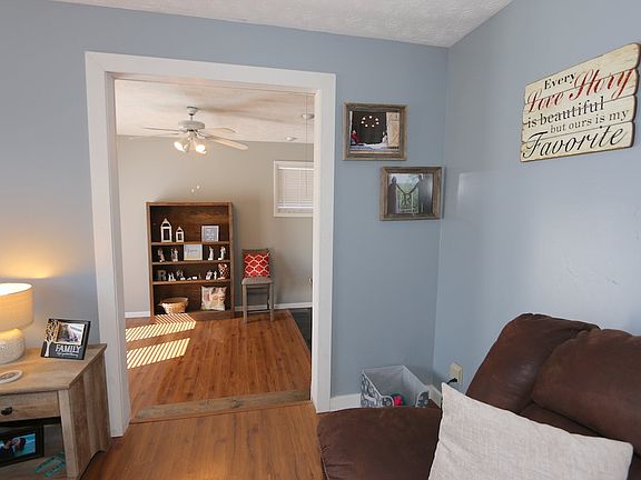 4th image of 107 Margaret St