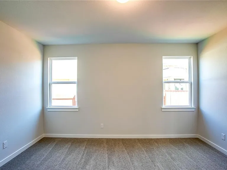 603 Pheasant Hill Ln — Photo 7