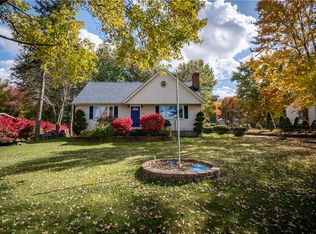 1990 N Hermitage Rd, Hermitage, PA 16148