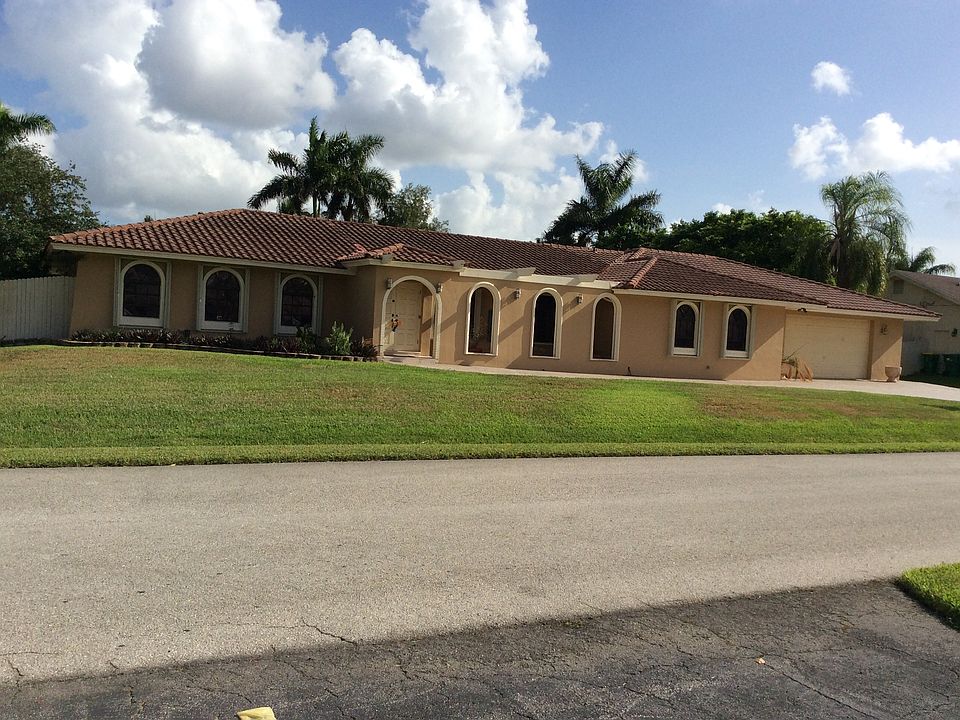 1st image of 11760 NW 27th St