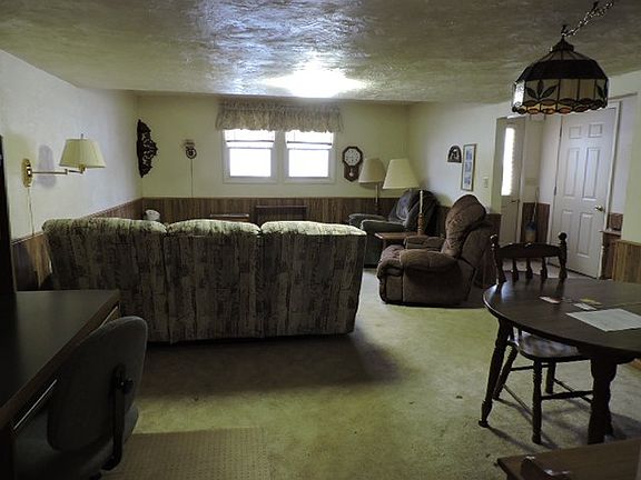 4th image of 2446 Marion Dr