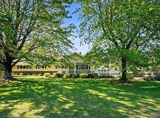 525 Highway Dd, Cuba, MO 65453