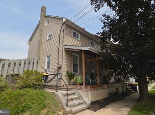 26 S Elm St, Robesonia, PA 19551