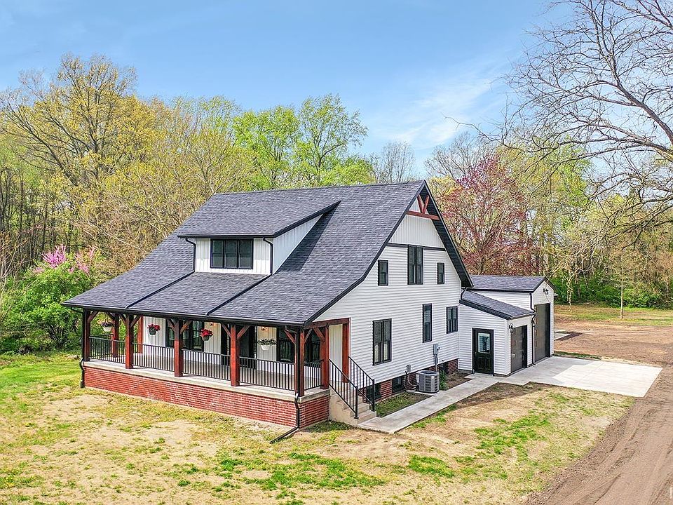 1st image of 52361 Country Ln