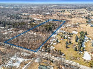 395 S Lake George Rd, Attica, MI 48412