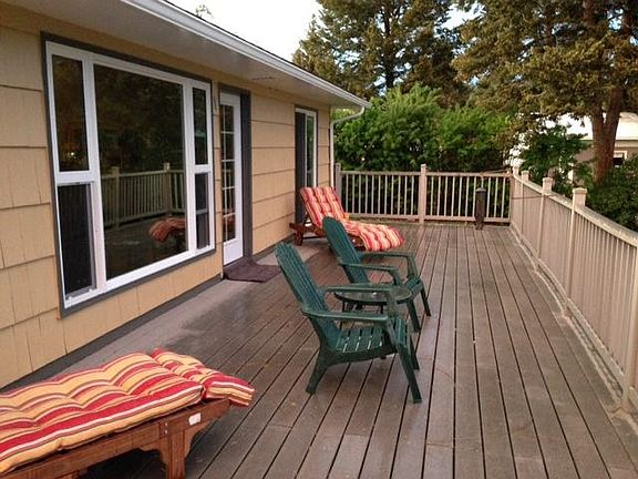 4th image of 177 6th Avenue East N #N