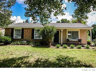 8133 Kapplewood Ct, Charlotte, NC 28226