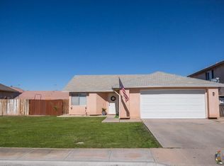 420 Fan Palm Ct, Calipatria, CA 92233