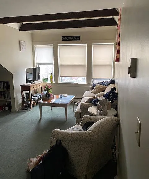 39 Pleasant St #5 — Photo 1