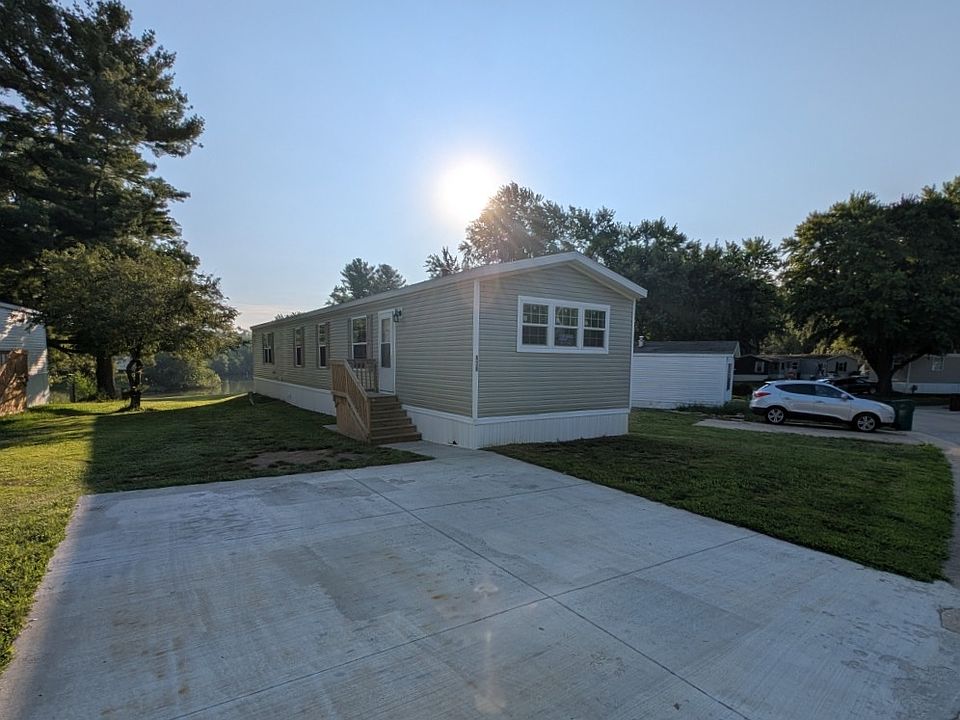 1st image of 430 N Amy Dr