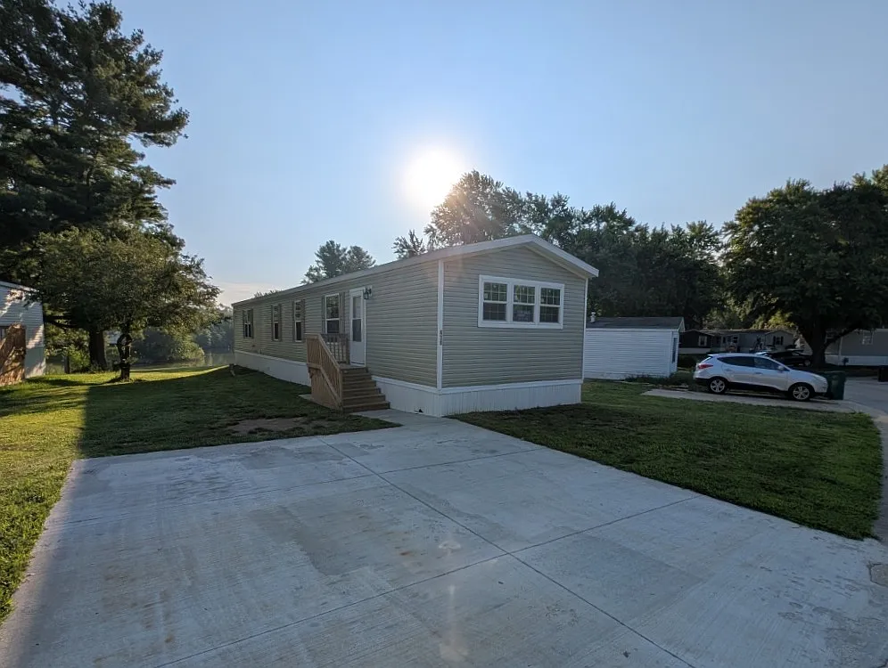 430 N Amy Dr photo 1