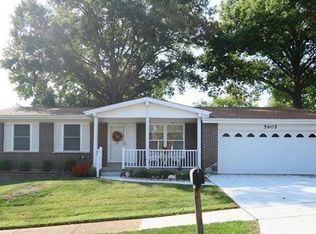 5605 Valleyside Ln, Saint Louis, MO 63128