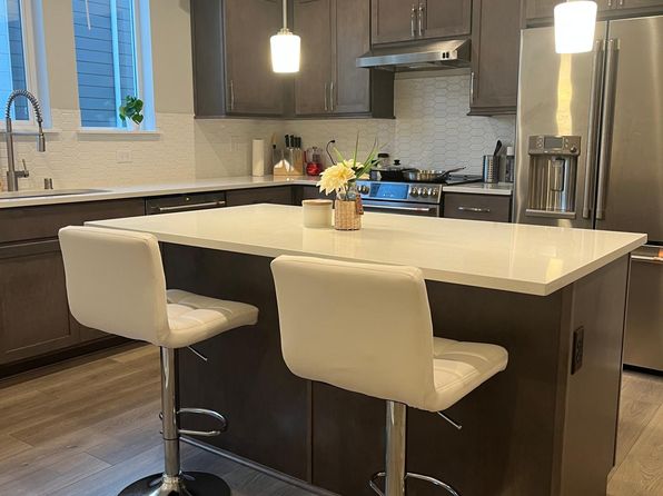 18016 12th Ave NE Unit B