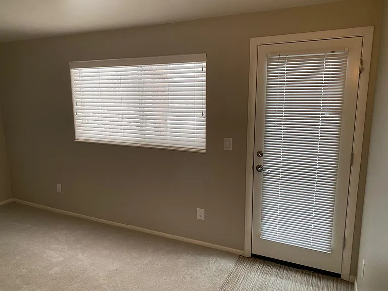 18850 Augusta Dr — Photo 23
