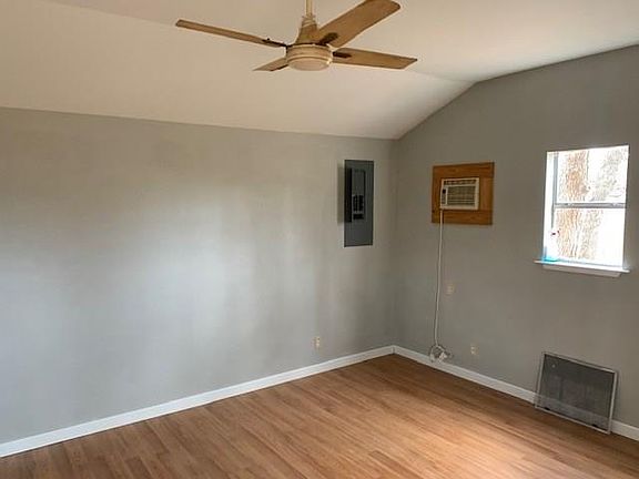 4th image of 804 W Ollie St