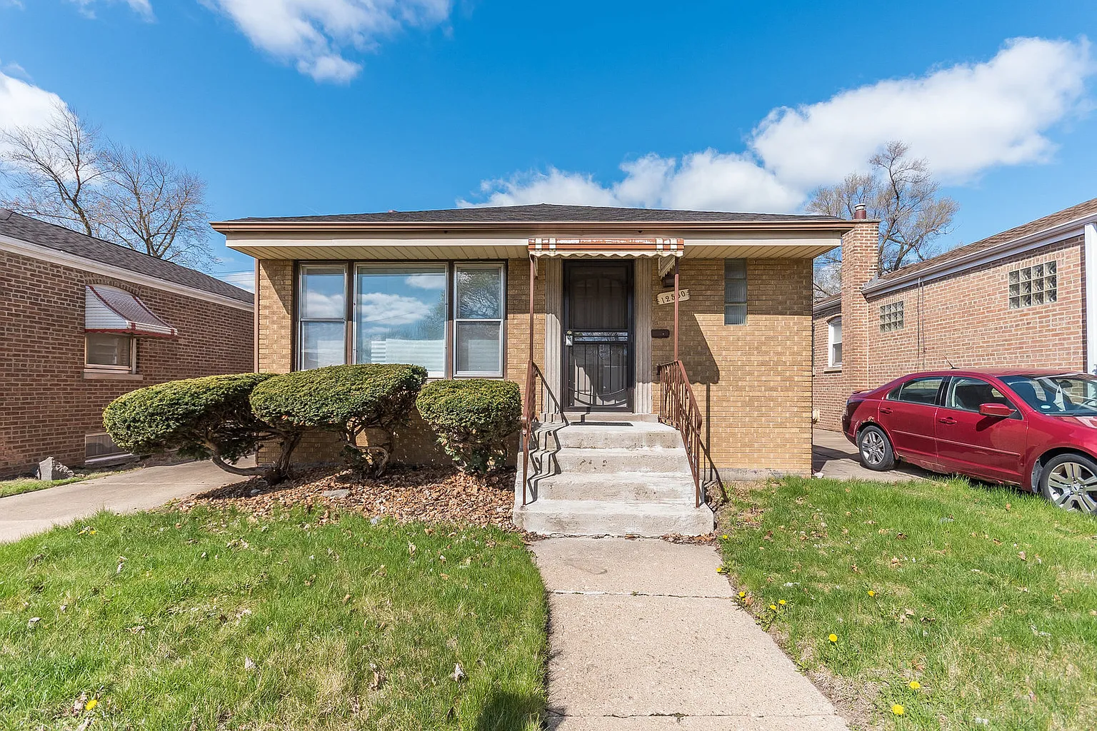 12530 S Yale Ave photo 1