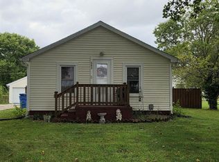503 S Elm St, Tallula, IL 62688