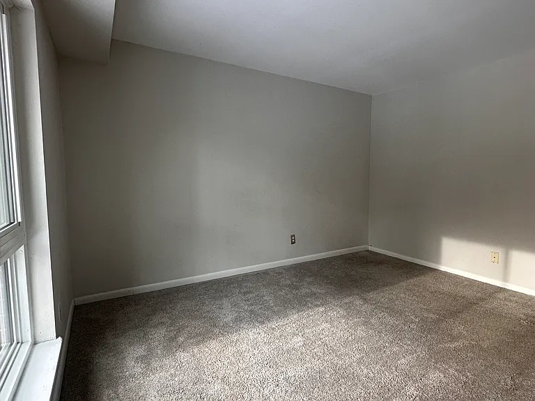 11625 Vantage Hill Rd #22B — Photo 10