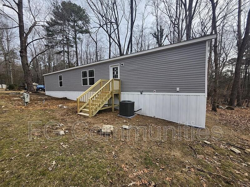 1st image of 614 Worthy St