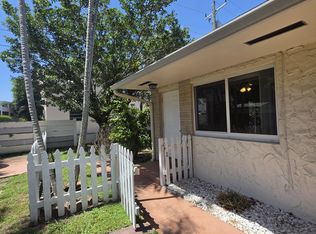 812 NE 2nd St #2, Hallandale, FL 33009