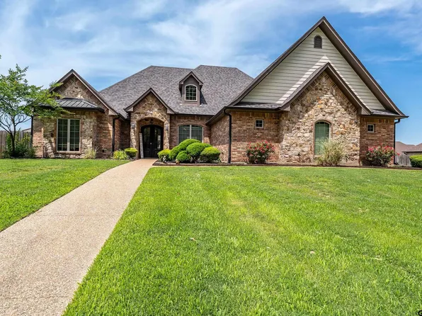 545 Highland Pl, Hallsville, TX 75650