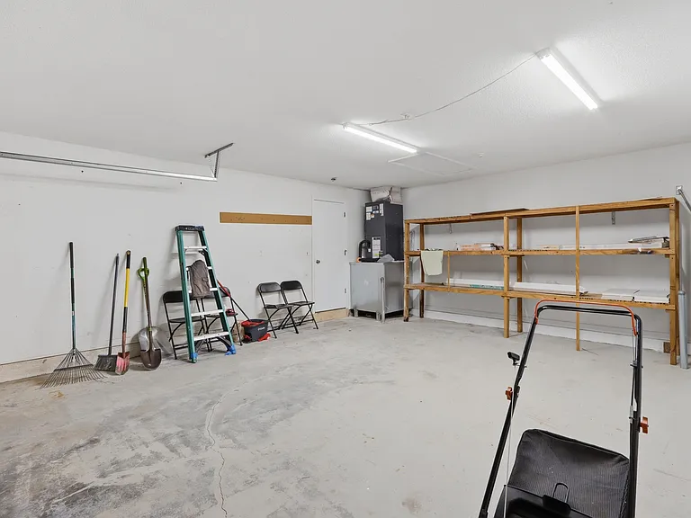 3124 SW Armucher St — Photo 46